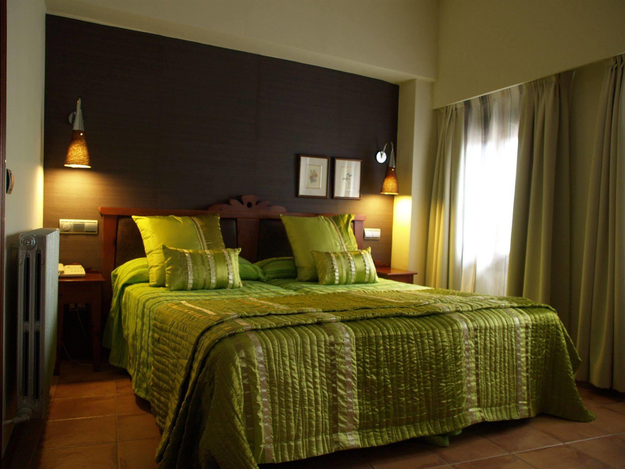 Hotel Hospederia De 3*